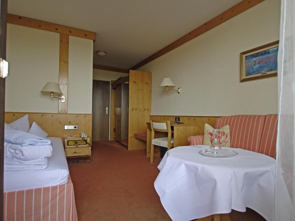 Hotel Schwanen Kaelberbronn Pfalzgrafenweiler Quarto foto
